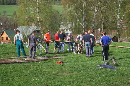 Stavění májky a pálení čarodejnic 2010 2